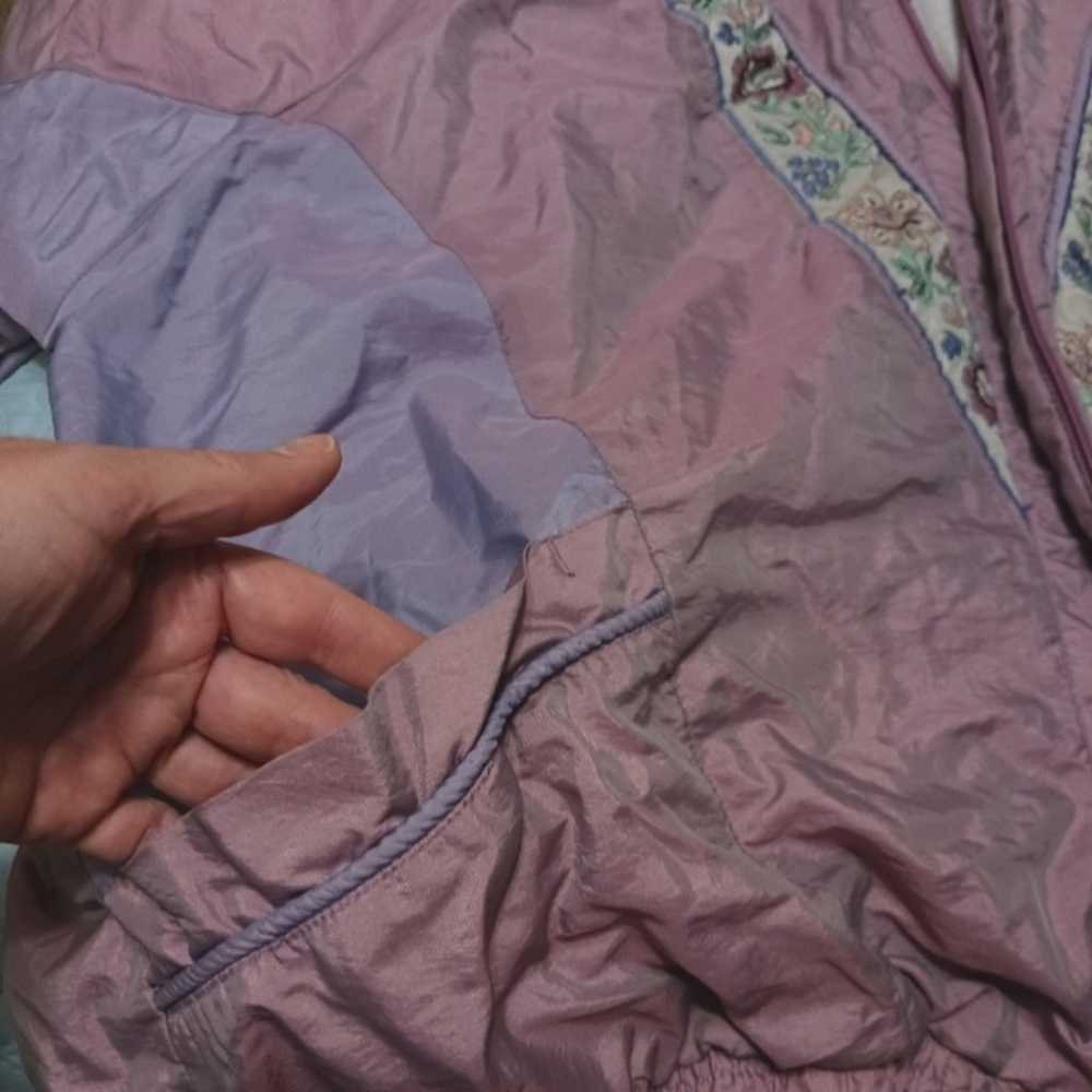 Vintage windbreaker mauve floral 2X Golden Girls … - image 3