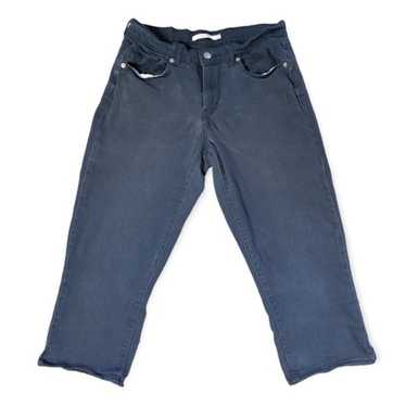 Levi’s Classic Capri Mid Rise Jeans
