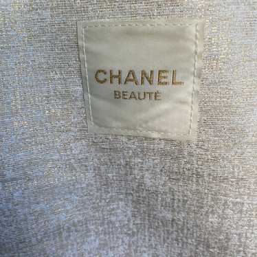 Authentic Chanel holiday Limited Gift Bag -White &