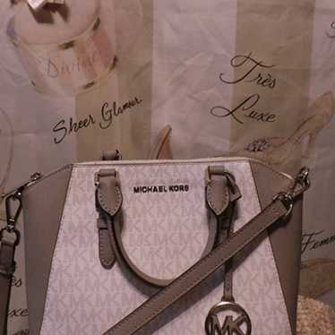 Michael kors Ciara crossbody purse