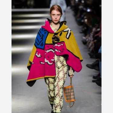 バーバリープローサムポンチョ 楽天市場】Burberry バーバリー Embroidered Cotton Cape ケープ