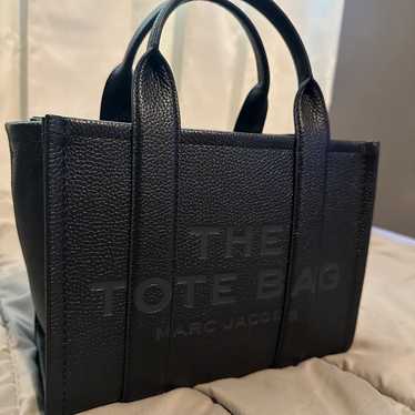 MARC JACOBS the tote bag small leather