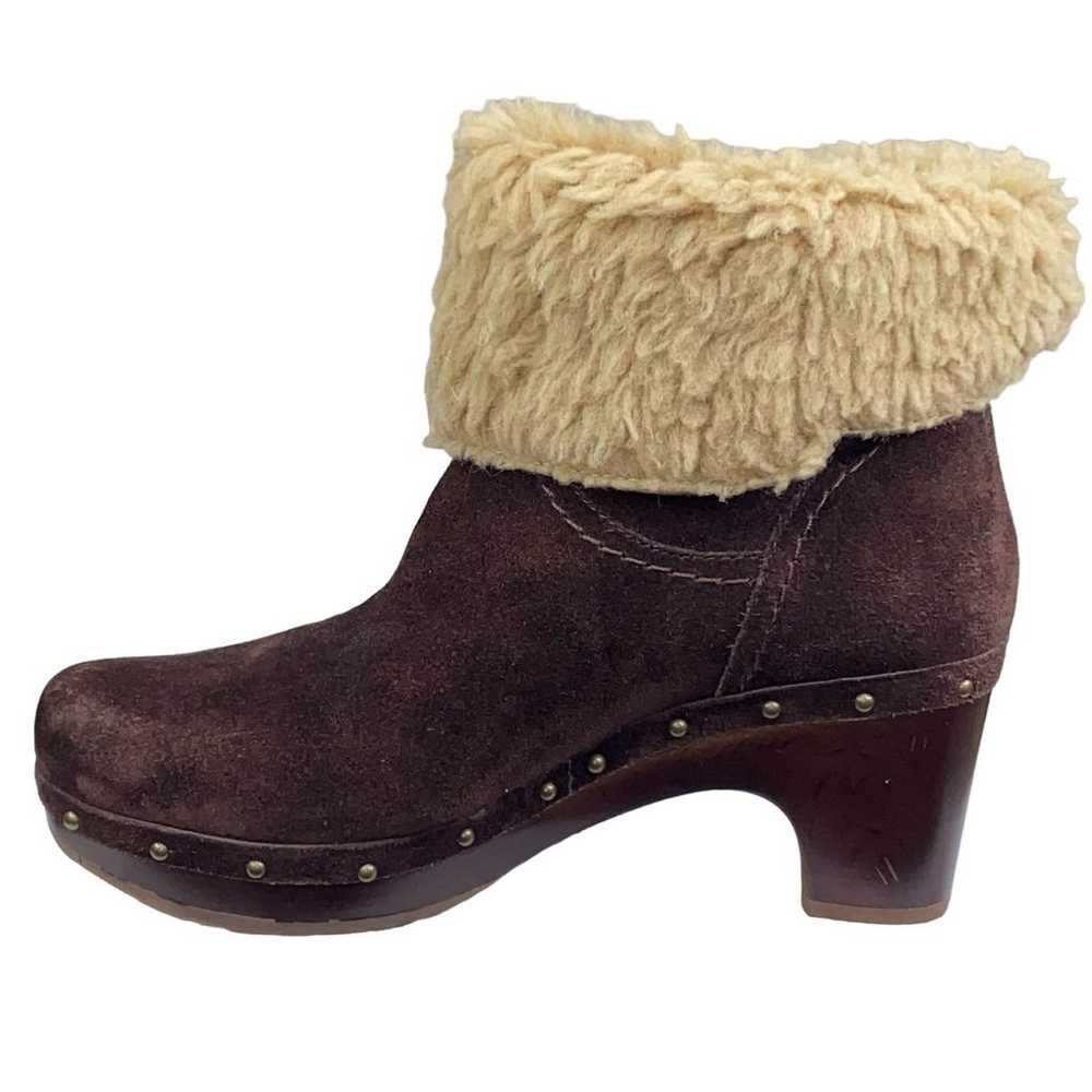 UGG Women’s Amoret Brown Suede Cuffed Ankle Boots… - image 2