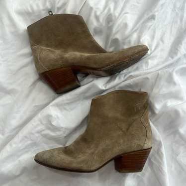 Isabel Marant size 36 tan suede booties