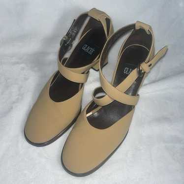 Vintage Glacee tan chunky heels - image 1