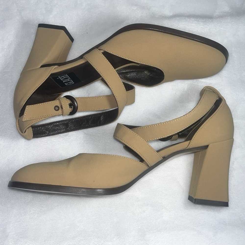 Vintage Glacee tan chunky heels - image 3