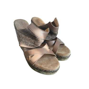 Very volatile Los Angeles wedges cork and woven s… - image 1