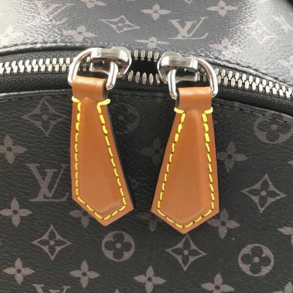 Louis Vuitton Onthego leather handbag - image 9