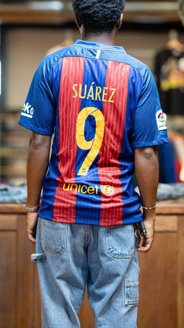 Large 2015/16 FIFA Champs Barcelona Luis Suarez Ki