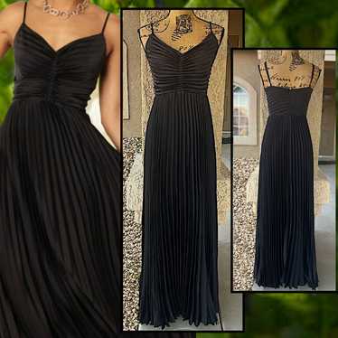 Petal & Pup NAIRA Pleated Maxi Dress Black Size 6