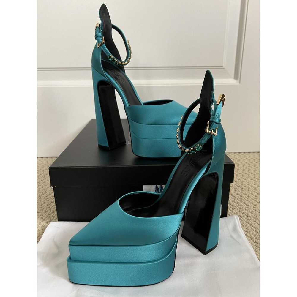 Versace Medusa Aevitas cloth heels - image 12