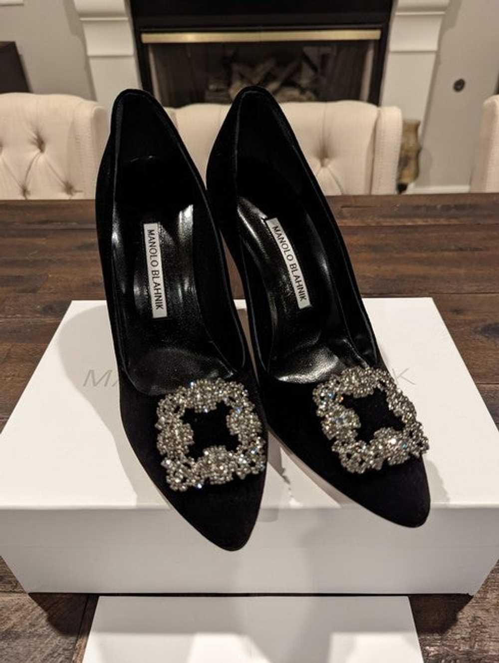 MANOLO BLAHNIK Black Hangisi 105 Embellished Velv… - image 6