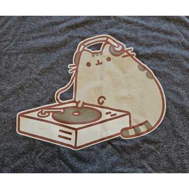 Pusheen DJ Kitty T-Shirt, Gray, Size Large