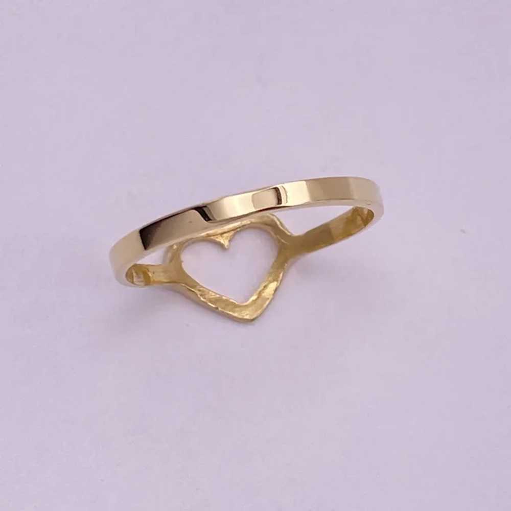 Charming Vintage Heart Ring 14K Gold - image 7