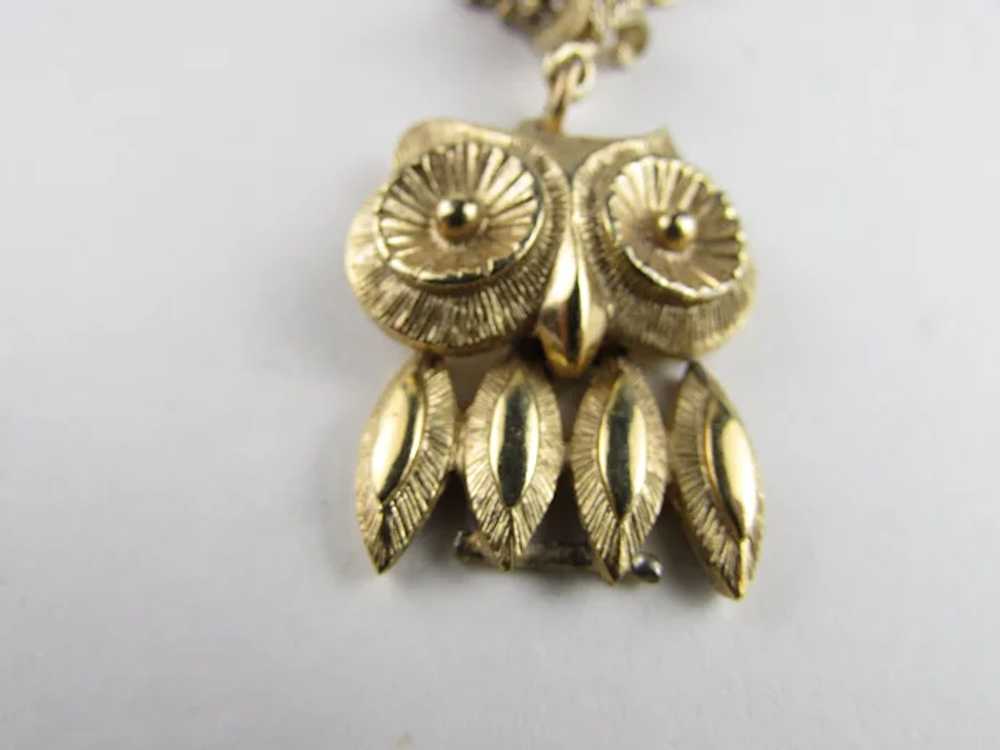 Vintage Avon Gold Tone Owl Pendant on Double Gold… - image 5