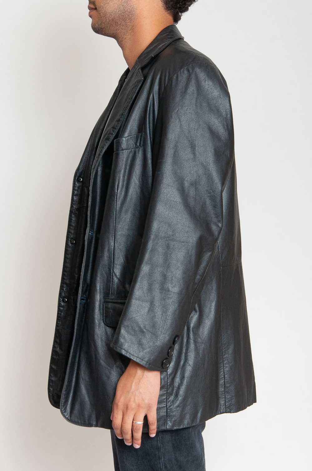 Short leather coat Black with a slight sheen Unic… - image 3