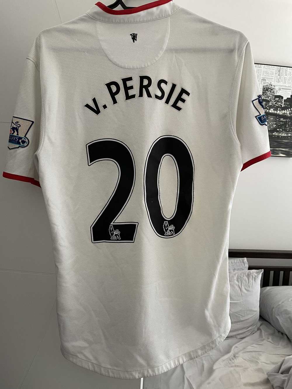 Nike 2013 united jersey, Van Persie - image 2