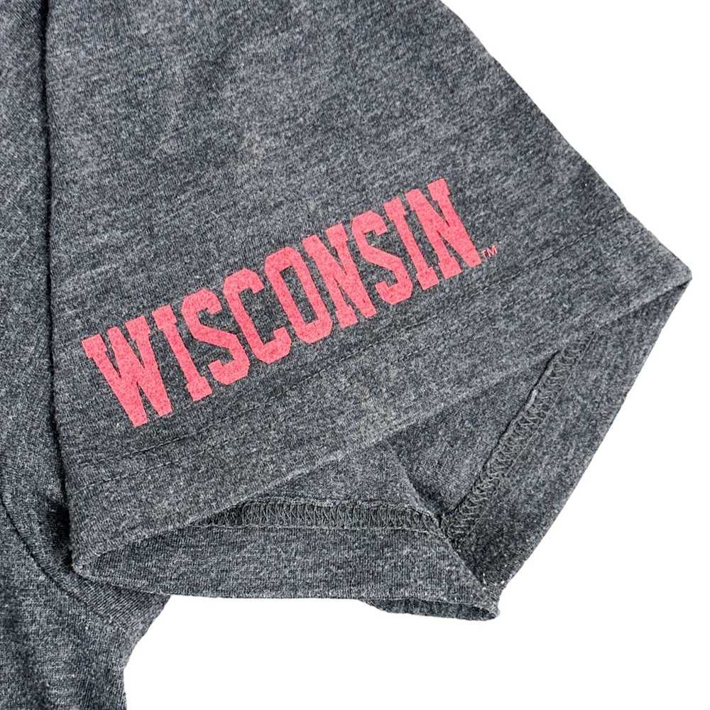 Colosseum Athletics Wisconsin Badgers Shirt Footb… - image 4