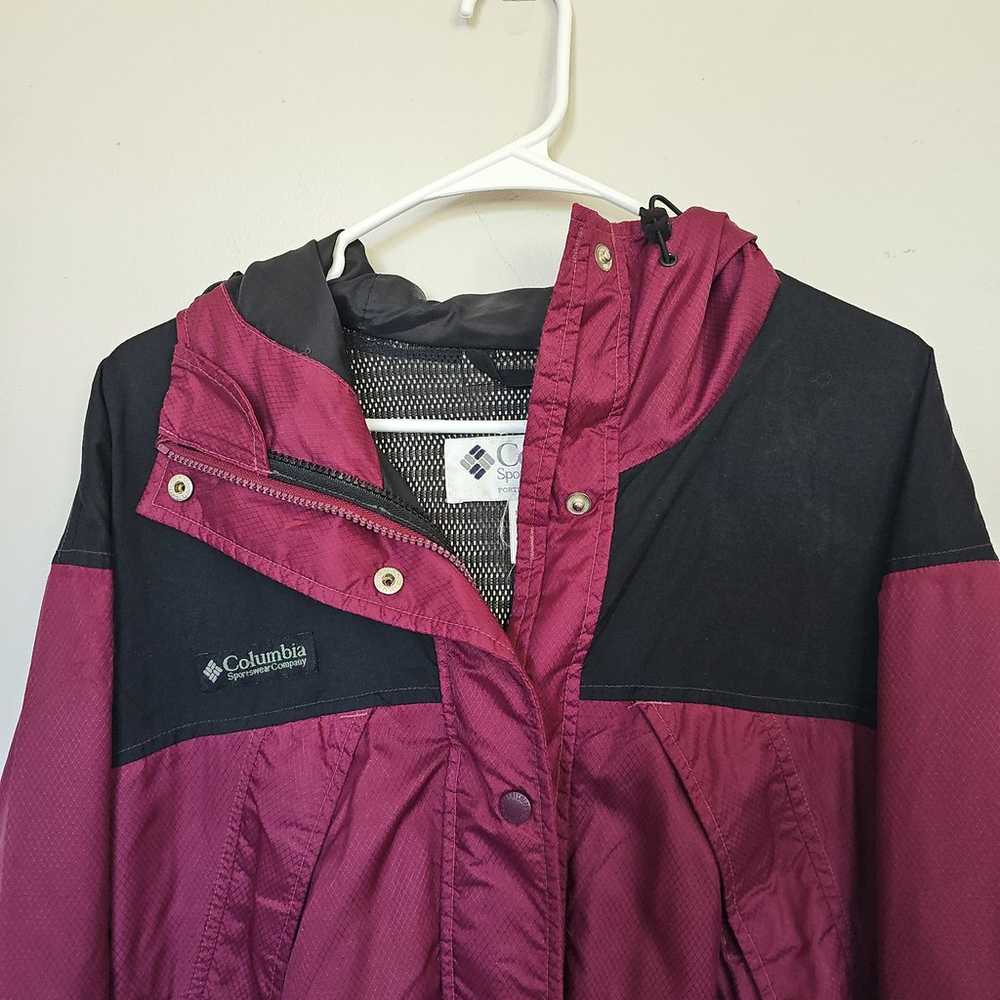 VTG Columbia Sportswear Company Maroon/Black Hood… - image 2