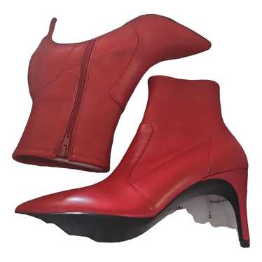 CHARLES DAVID Leather boots