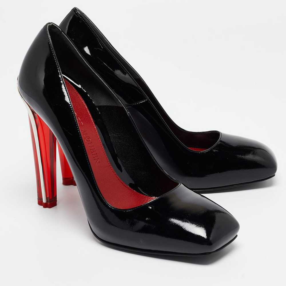 Alexander McQueen Patent leather heels - image 3