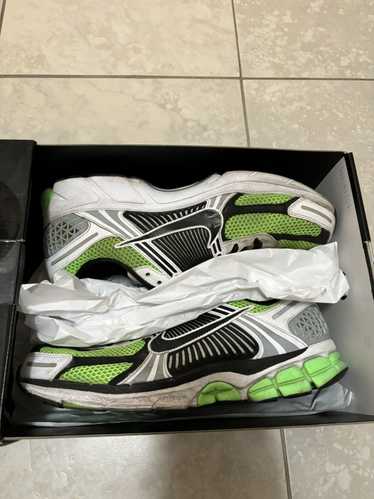 Nike Rare Nike Zoom Vomero 5 Electric Green Black 