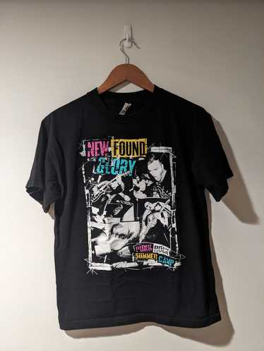 Offers 2001 New Found Glory Summer Tour T-Shirt