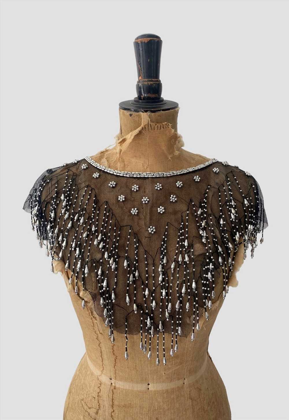 80's Ladies Sheer Black Sequin Capelet Sequin Bea… - image 4