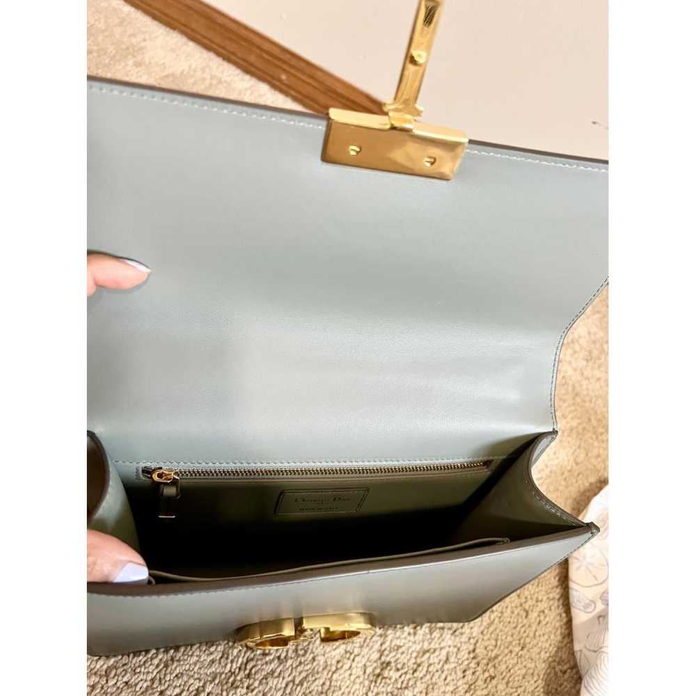 Dior 30 Montaigne leather handbag - image 5