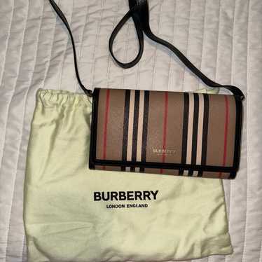 Burberry bag authentic - image 1