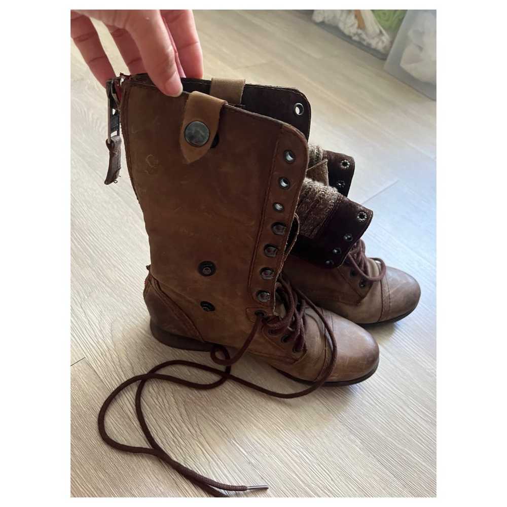 Steve Madden Brown Leather Combat Boots Size 6 - image 5