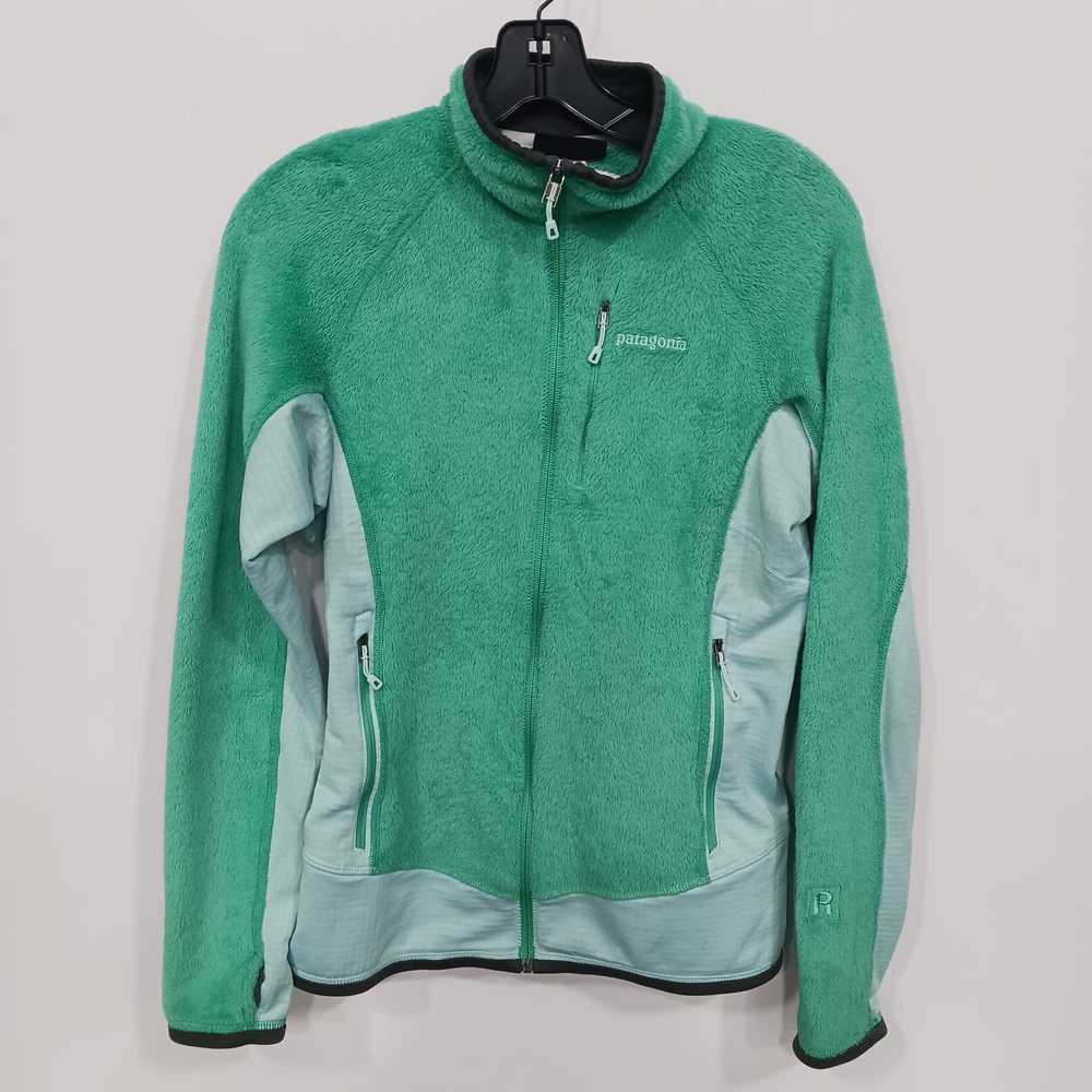 Patagonia Women's Green Sweater Jacket Size Medium - image 1