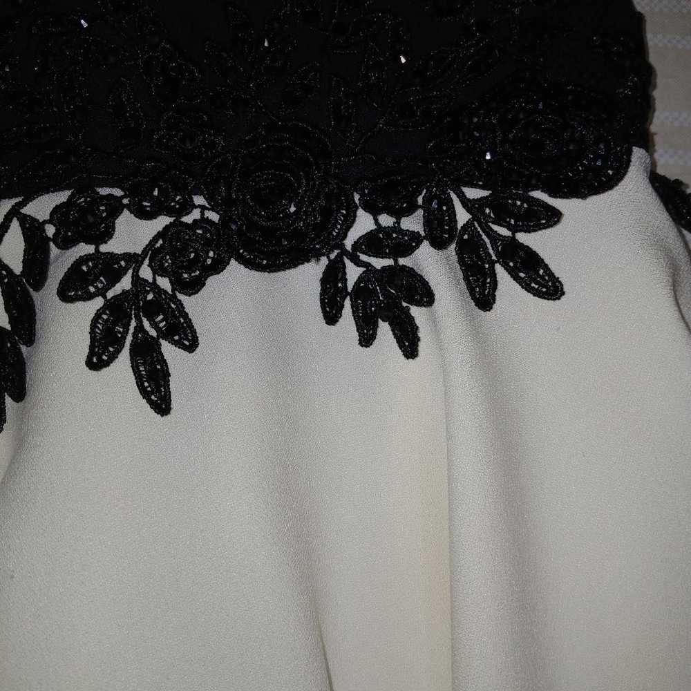 Short black and white floral designed homecoming,… - image 3