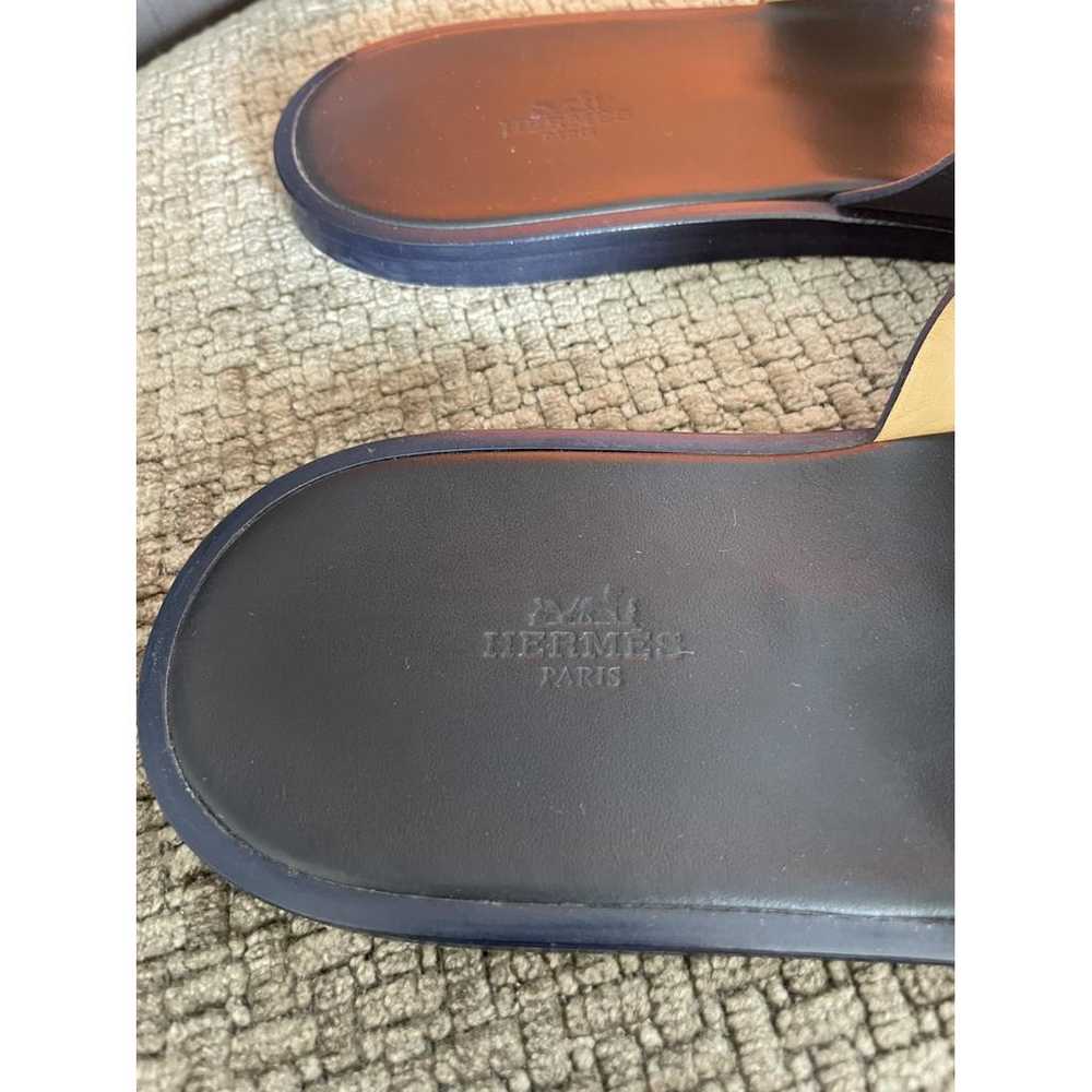 Hermès Izmir leather sandals - image 2