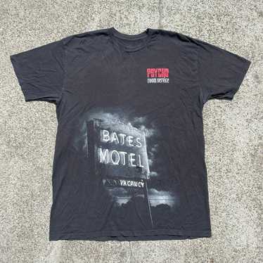 Bates Motel Psycho Room Service T-Shirt Mens XL U… - image 1