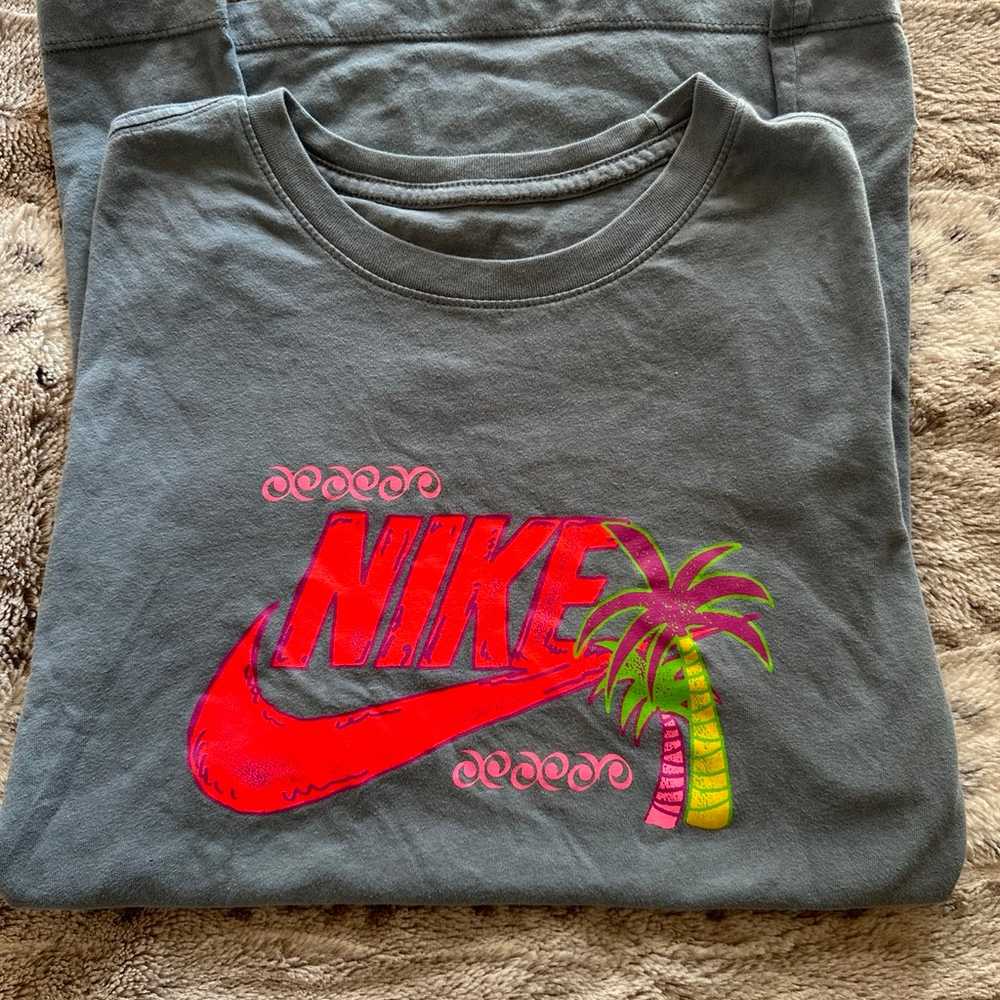 Nike Tropical T-Shirt - image 3