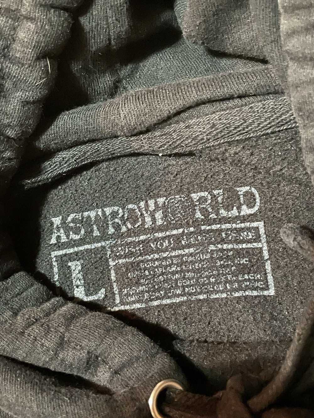 Travis Scott Travis scott astroworld staff hoodie - image 3