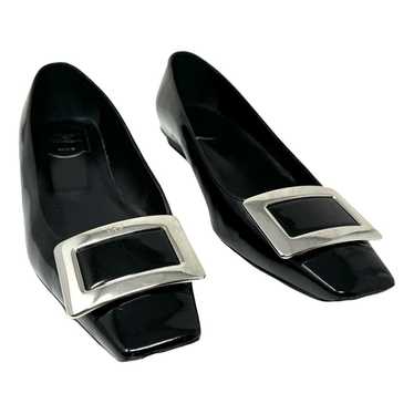 Roger Vivier Patent leather flats