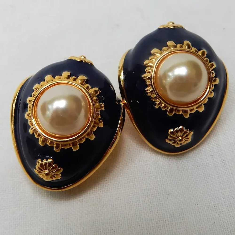 Joan Rivers Navy Blue Enamel Gold Tone and Faux P… - image 2