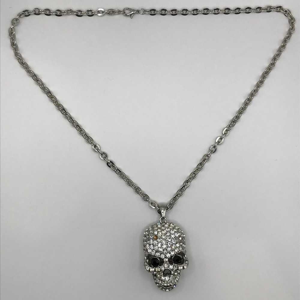 Vintage Goth Style Skull Pendant with Movable Jaw - image 5