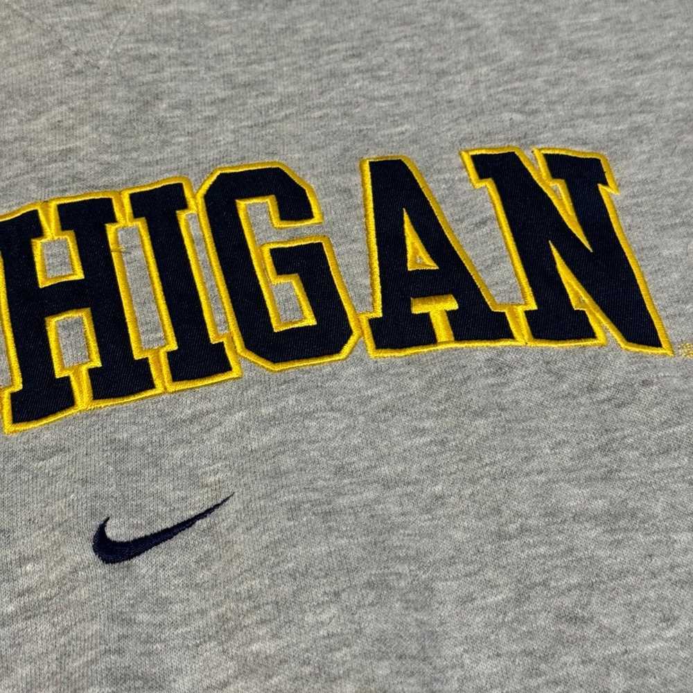 VTG Nike Team Michigan Sweatshirt Men’s Small Sti… - image 3