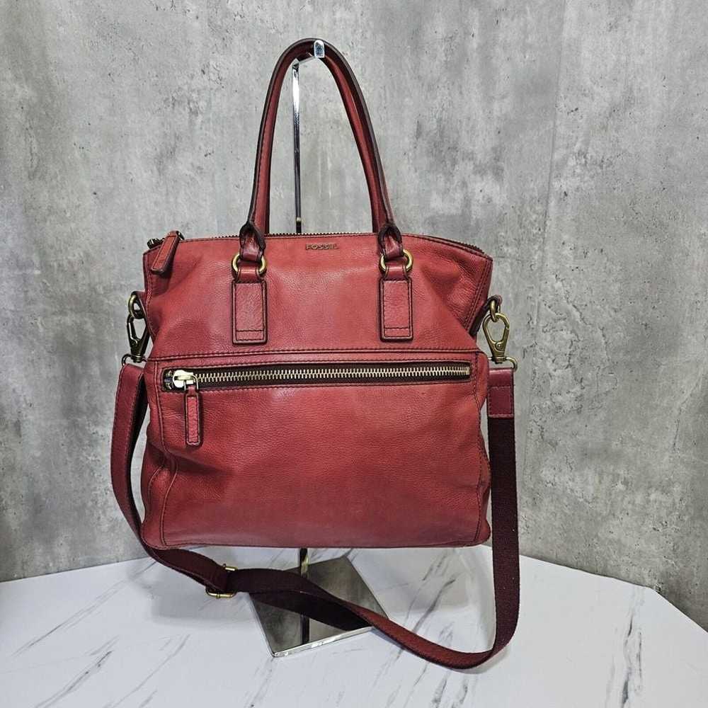 Fossil Distressed Red Leather Large Crossbody Bag… - image 2