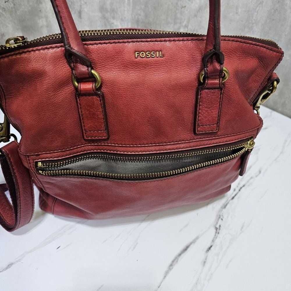 Fossil Distressed Red Leather Large Crossbody Bag… - image 3