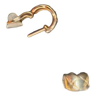 Chanel Coco Crush pink gold earrings