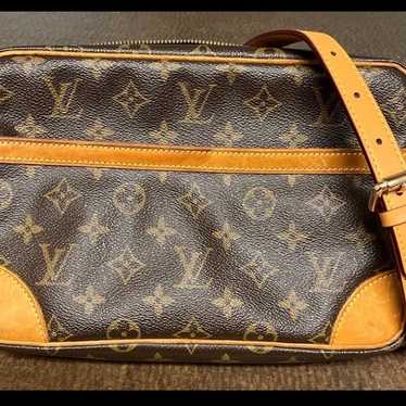 Louis Vuitton authentic Trocadero 30