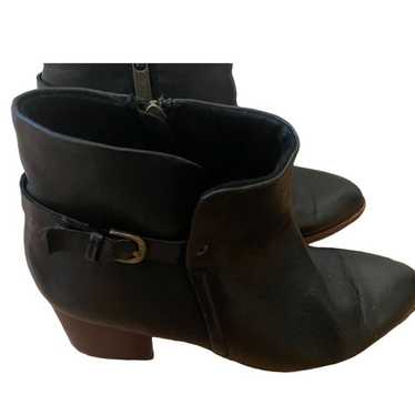 Black leather Isola booties size 8 women's