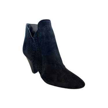Vince Camuto Rotiena Booties Ankle Boots Suede Las