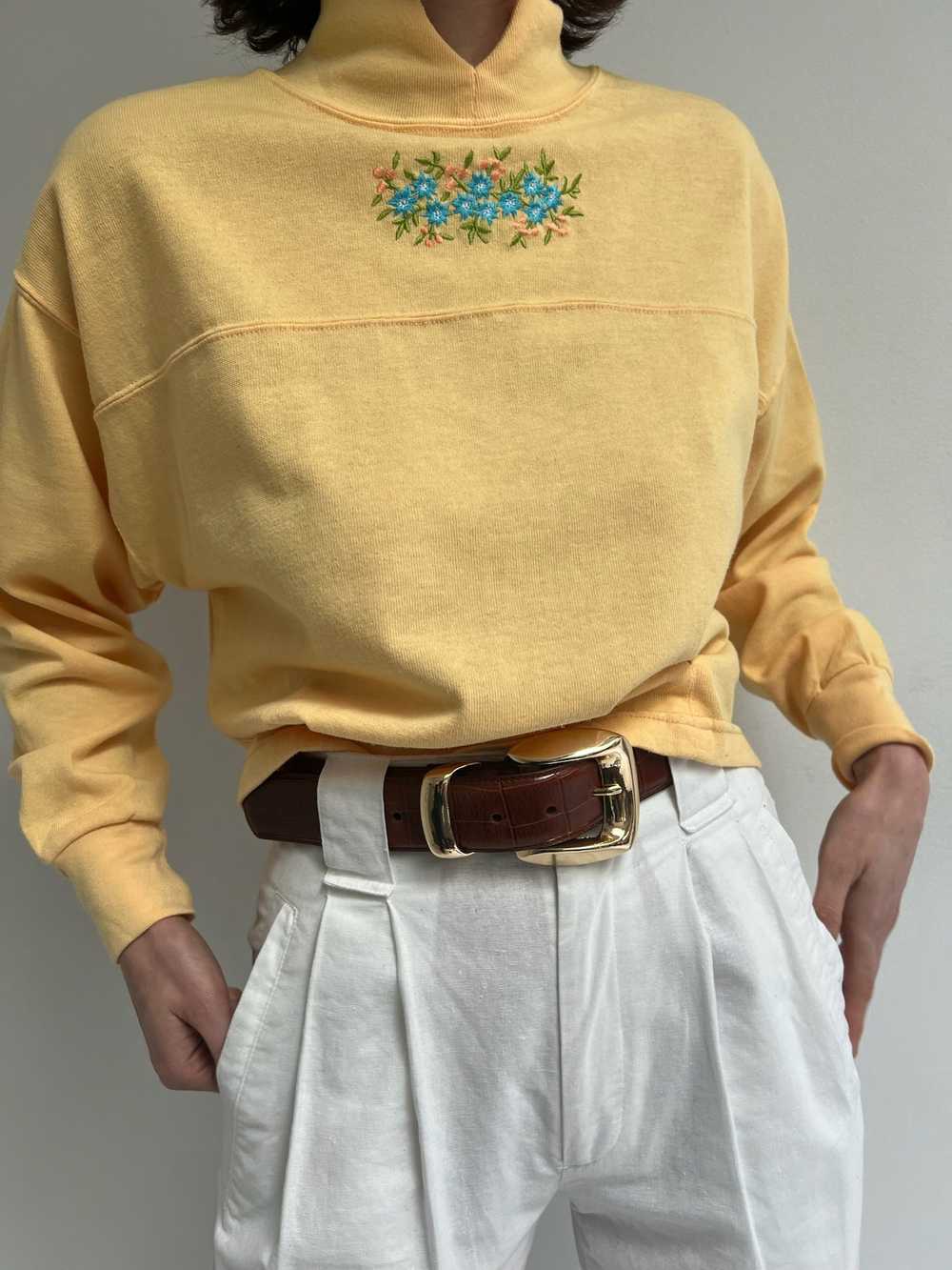 Sweet Vintage Embroidered Spring Popover - image 2