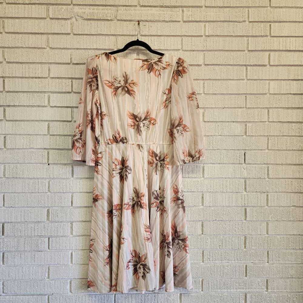 1980's Sheer Poly Floral Pleated Dress - image 5