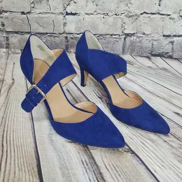 Amelia Grace Leslie 10M Blue Heels